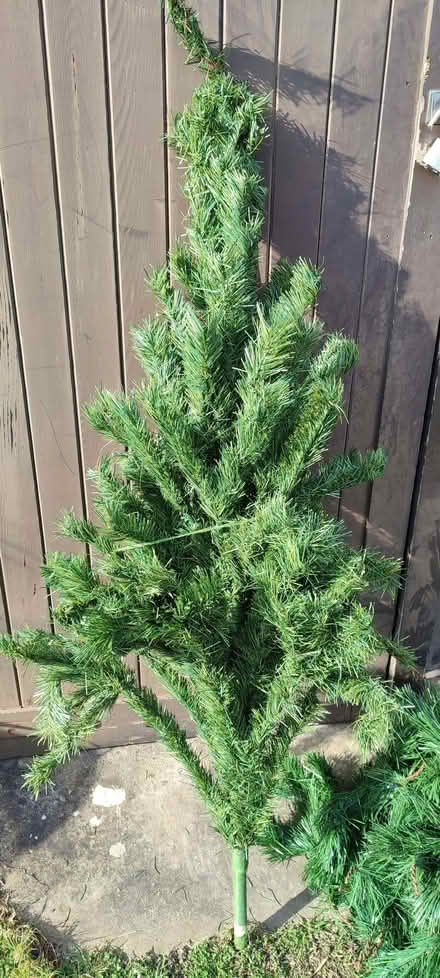 Photo of free 4ft(?) artificial Xmas Tree (Pontesford SY5) #1