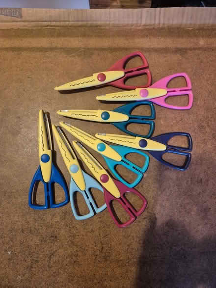 Photo of free Decorative craft scissors (Severn's Crossings) #1