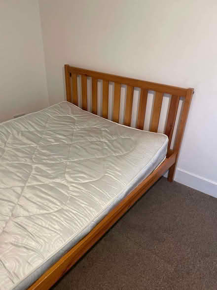 Photo of free Double bed (London Rd Station area BN1) #2