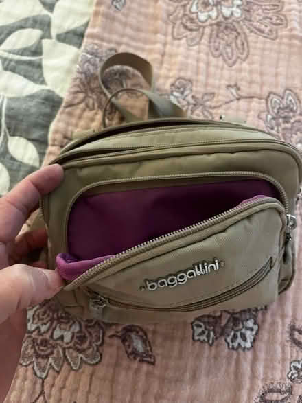 Photo of free Baggallini Crossbody (Dallas - 75230) #3