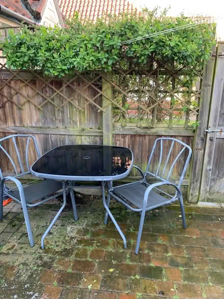 Photo of free Patio Table and 4 chairs. (Braintree CM7) #1