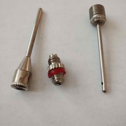 Photo of free Air Pump Needles and Adaptor for Sports Balls (Rayleigh SS6) #1