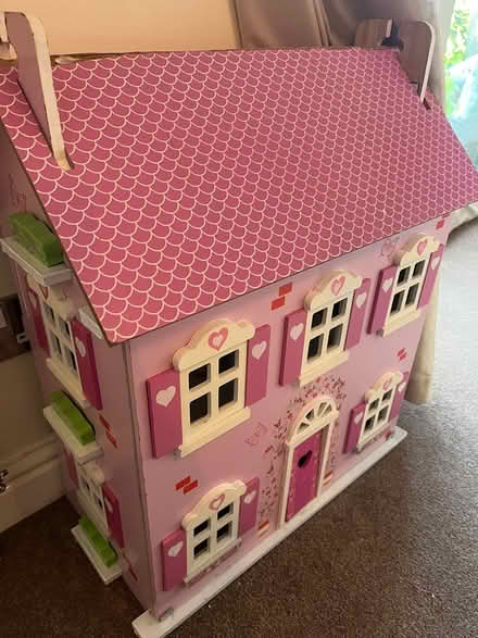 Photo of free Dolls house with furniture (BA2) #1