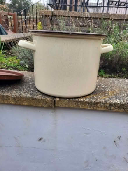 Photo of free Large pot (Liberton EH16) #2