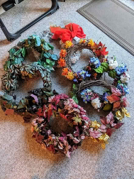 Photo of free 6 grapevine wreaths, 1 metal wreath (Near RT 25 and 68) #1