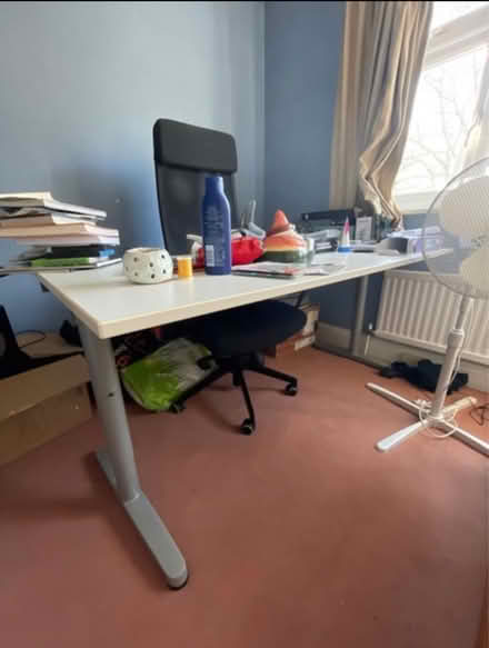 Photo of free Desk white 1m60x70cm (Whetstone N20) #1