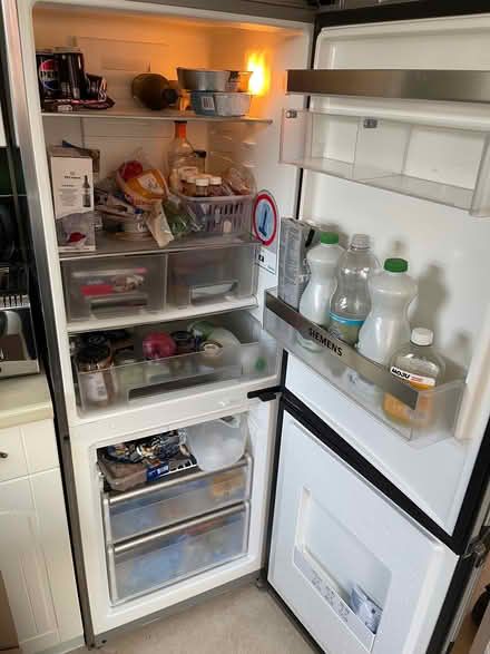 Photo of free Siemens Stainless Steel Fridge Freezer (Hampden Park BN22) #2