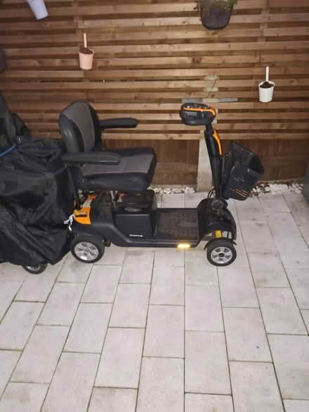 Photo of free Roma mobility scooter. NOT WORKING (Bethnal Green E2) #2