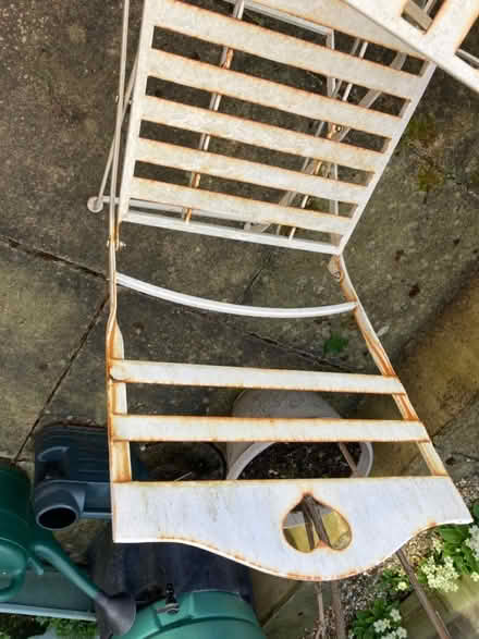 Photo of free Garden table & chairs (Wheatley OX33) #4