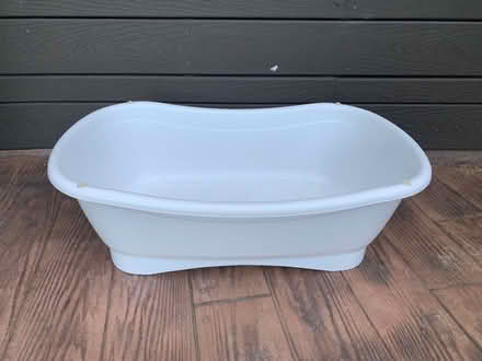 Photo of free Baby bathtub (San bruno avenue) #1