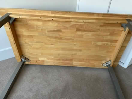 Photo of free Wooden table (Barnes SW13) #3