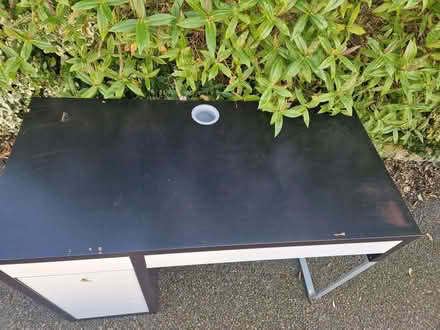 Photo of free Black and white ikea desk (Chapel End E17) #4