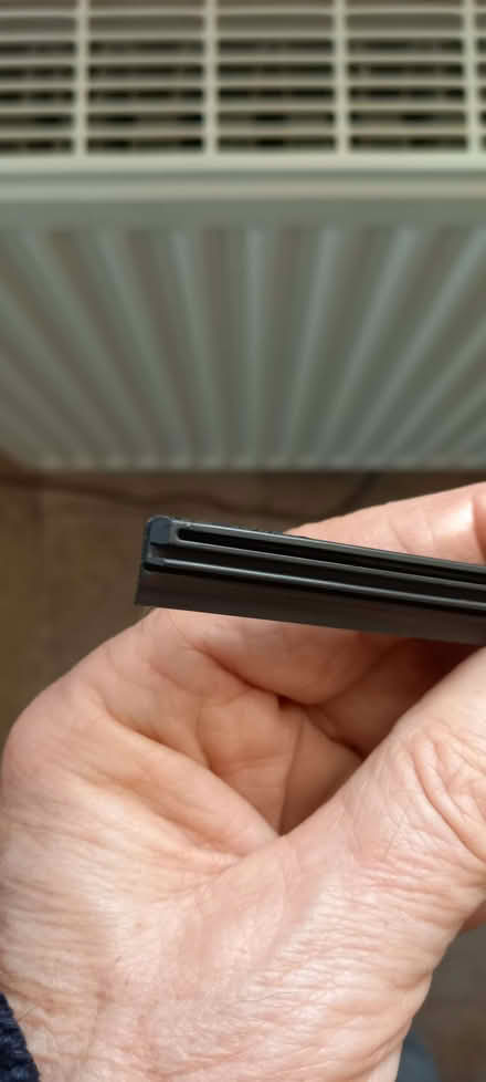 Photo of free Toyota Yaris wiper-blade replacement rubbers (New Parks LE3) #4