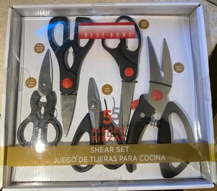 Photo of free Scissor set (Media, 19063) #1