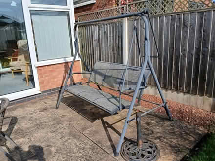 Photo of free Swinging settee (Allestree DE22) #1