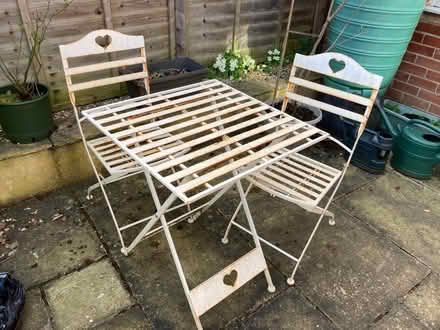 Photo of free Garden table & chairs (Wheatley OX33) #1