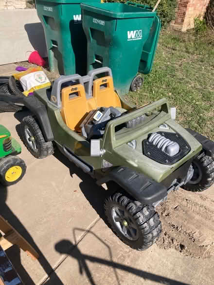 Photo of free Power wheels Kids jeep (Universal city) #1