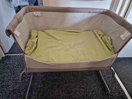 Photo of free Crib Chicco Brand (E3) #2