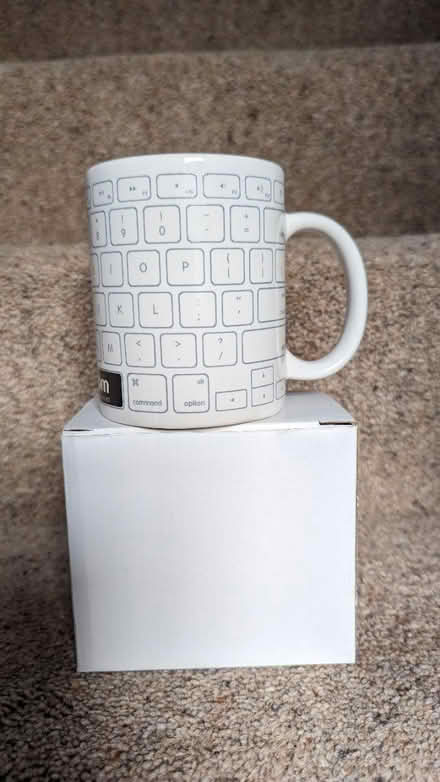 Photo of free Keyboard mug (Malvern Link Top WR14) #1