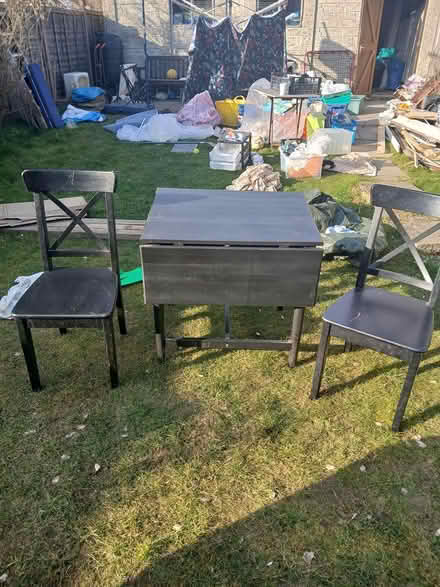 Photo of free Black extendable table with chairs (Eastcote HA4) #1