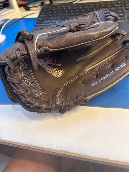 Photo of free Girls softball glove (A.U. Park/Tenleytown) #1