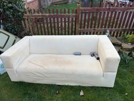 Photo of free Sofa (WR4 9AW) #2