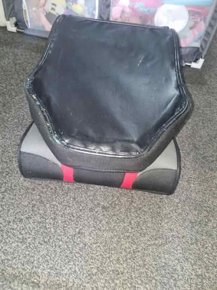 Photo of free Folding kids gaming chair (Lees OL4) #2