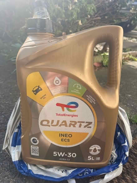 Photo of free Engine oil (half of 5L bottle) (Heaton Mersey, SK4) #1