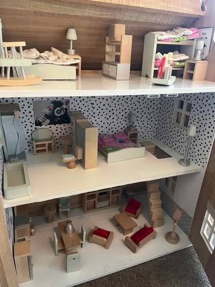 Photo of free Dolls house with furniture (BA2) #2