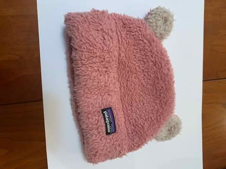 Photo of free Patagonia baby hat (Lafayette) #1