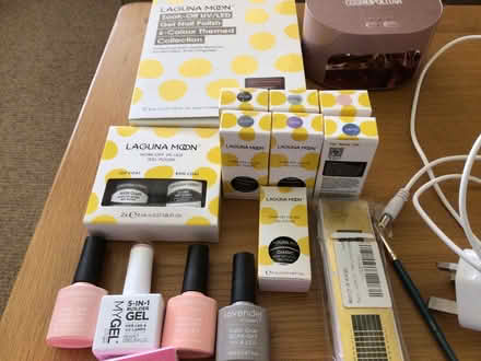 Photo of free nail kit with uv light (Blairgowrie, PH10) #2