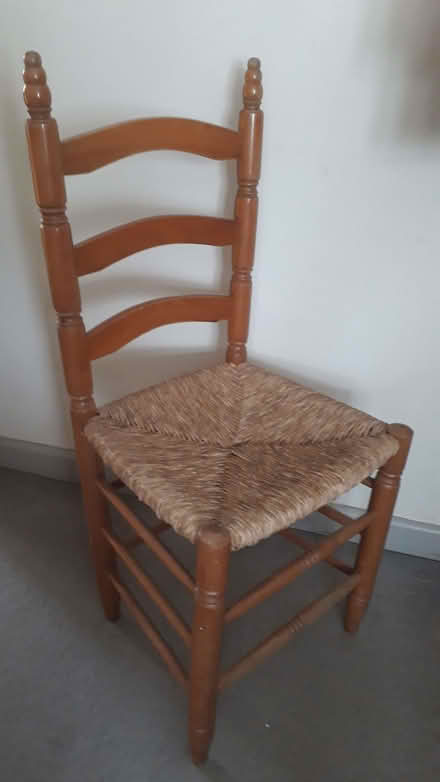 Photo of free Rush seat chair (Blacklands TN34) #1