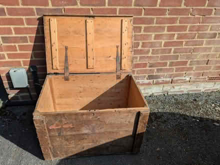 Photo of free large wooden box with handles (Hertford SG14, Bengeo.) #3