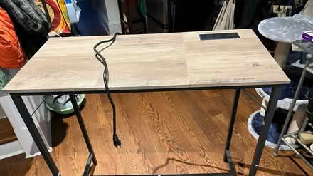 Photo of free Table (Stuytown/gramercy) #2