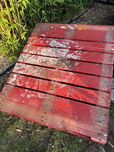 Photo of free Red pallet (Welling DA16) #2