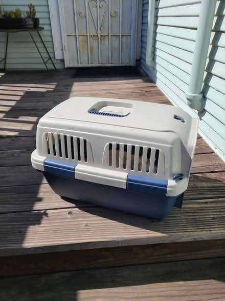 Photo of free Pet carrier (South Berkeley) #2