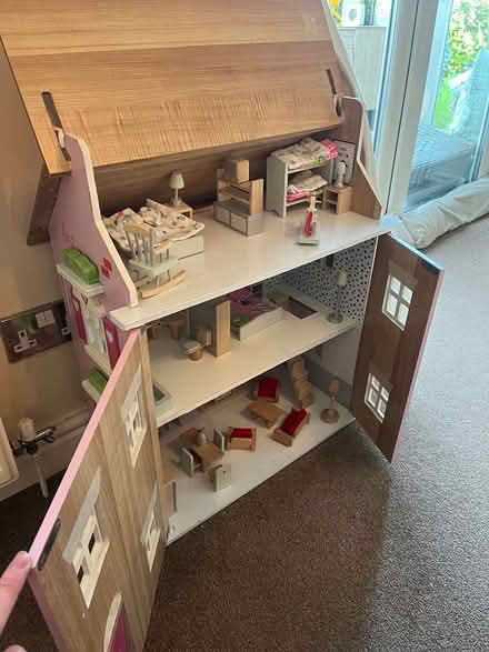 Photo of free Dolls house with furniture (BA2) #4