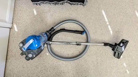 Photo of free Eureka WhirlWind Canister Vacuum (Courthouse / Colonial Village) #4