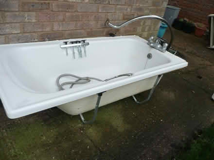 Photo of free 1600mm bath (Granborough MK18) #1