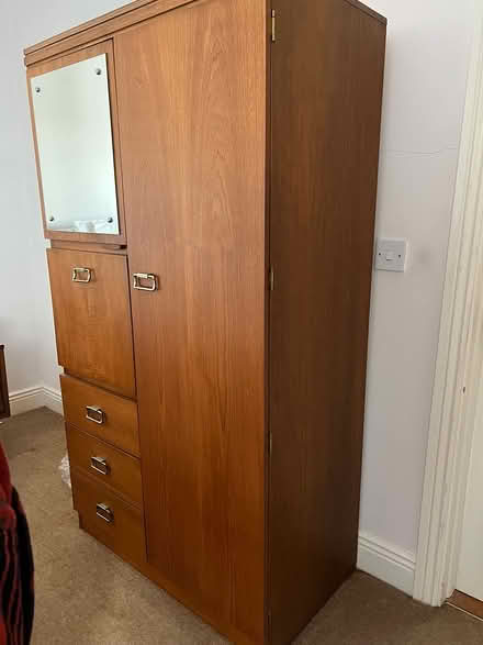 Photo of free Wardrobe/vanity (Sutton D13) #2