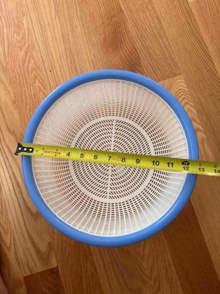 Photo of free Gently used plastic colander (Sunnyvale, near library) #1