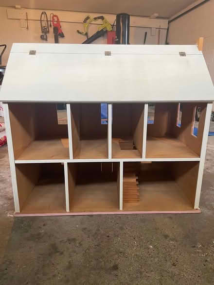 Photo of free Wooden dollhouse (Peekskill) #2