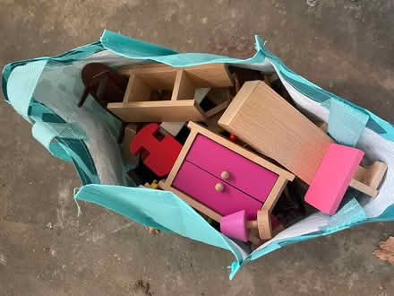 Photo of free Wooden dollhouse (Peekskill) #4