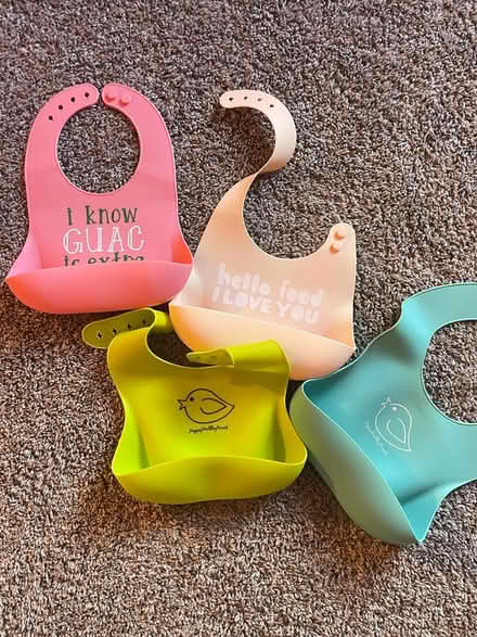 Photo of free 4 silicone bibs (Peekskill) #1