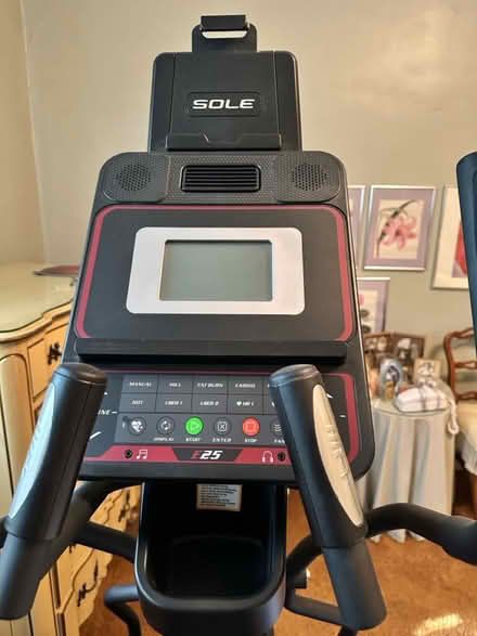 Photo of free Sole e25 Elliptical (Squirrel Hill) #1