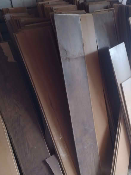 Photo of free Click fit dark oak effect laminate flooring planks (Barnhill DD5) #3