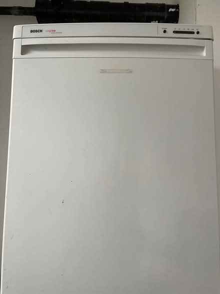 Photo of free Bosch Drinks Fridge (Barnes SW13) #4