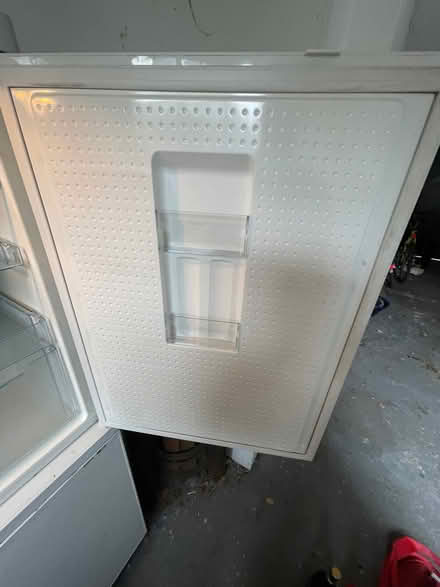 Photo of free Bosch Drinks Fridge (Barnes SW13) #1