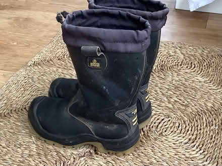 Photo of free Women’s steel toe cap boots (Shobdon HR6) #2