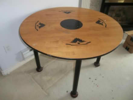 Photo of free Round wooden table (Tsawwassen Central 56th St) #1